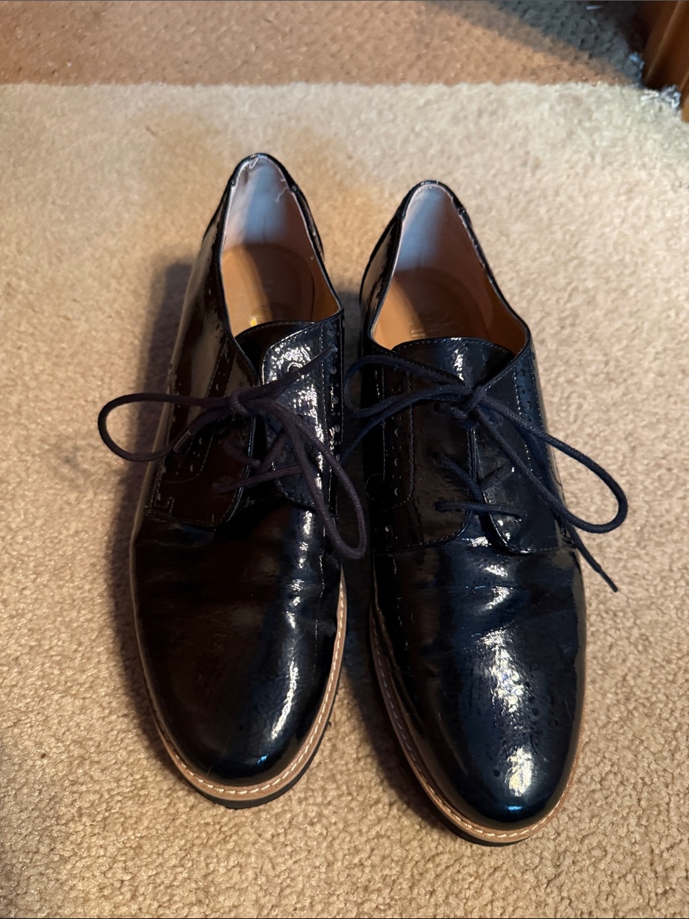 Classic Women’s Black Patent Leather Oxford Shoes